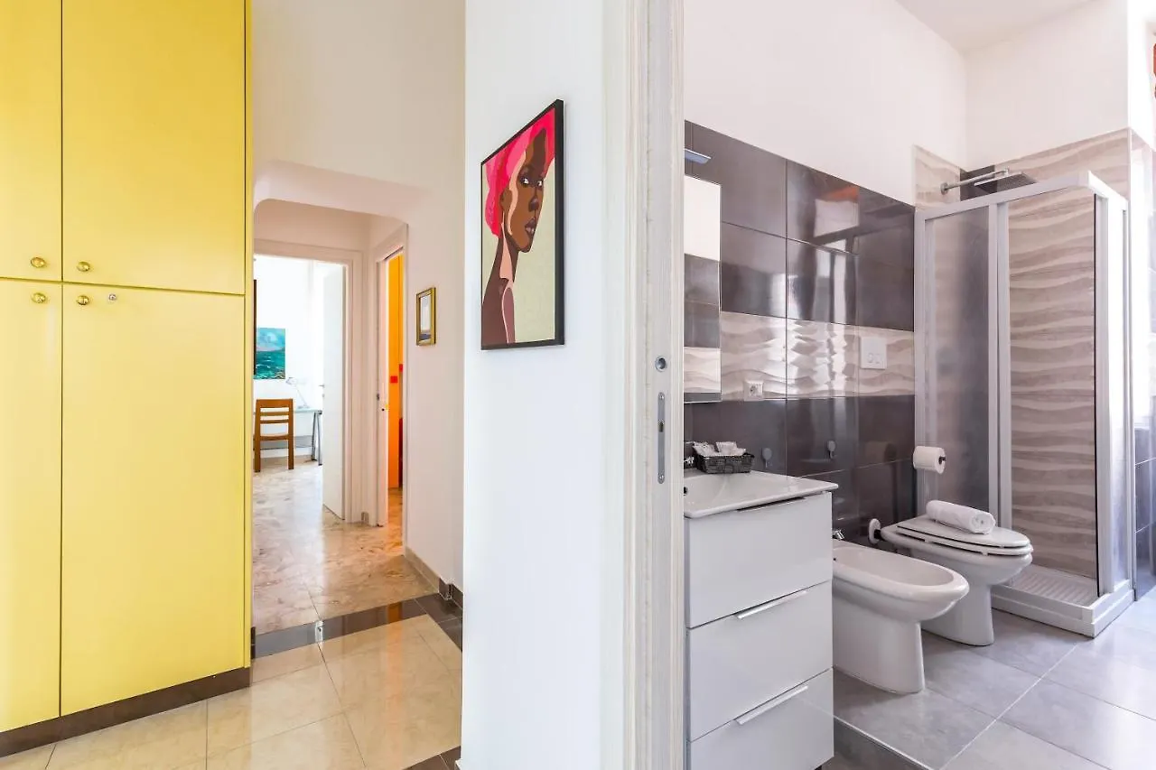 Rione Emanuele III - 4 Bedroom Apartment Nápoly Olaszország